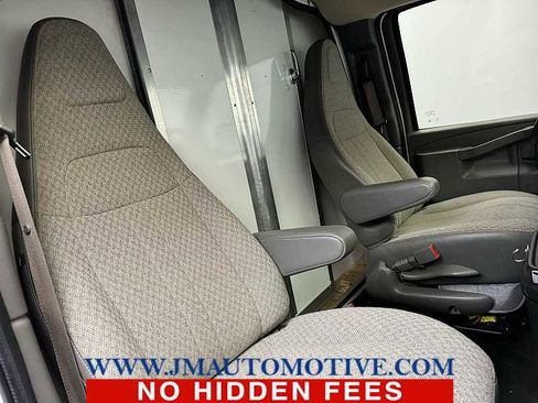 Used 2021 Chevrolet Express 3500 w/ Power Convenience Package image 18