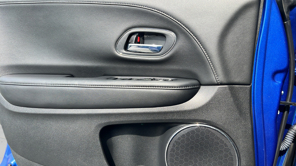 Used 2019 Honda HR-V EX-L image 12