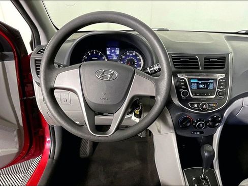 Used 2017 Hyundai Accent SE image 7