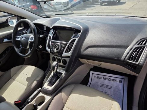 Used 2014 Ford Focus SE image 24