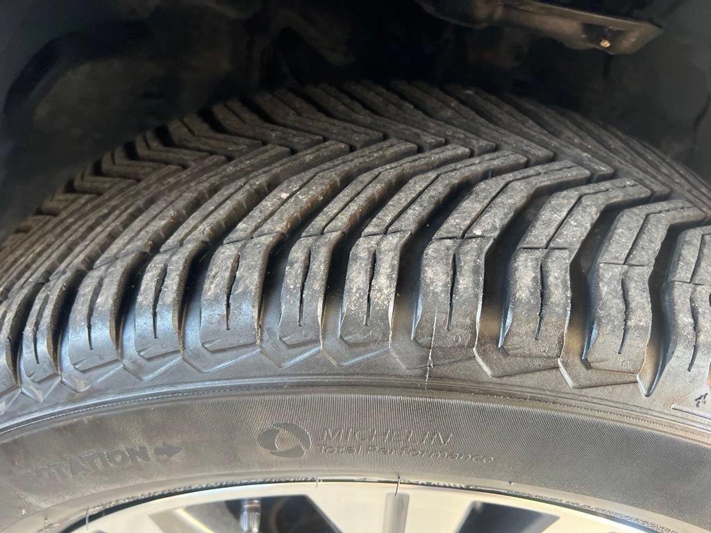 Certified 2023 Nissan Rogue SV AWD/4WD image 40