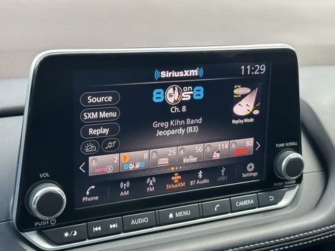 Used 2023 Nissan Rogue S image 15