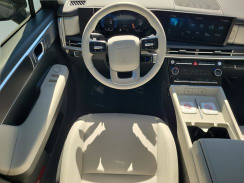 New 2026 Hyundai Santa Fe SE image 16