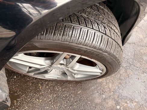 Used 2014 Mercedes-Benz E 350 4MATIC Sedan image 37