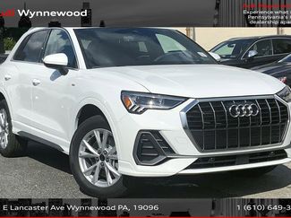 New 2025 Audi Q3 2.0T Premium image 1