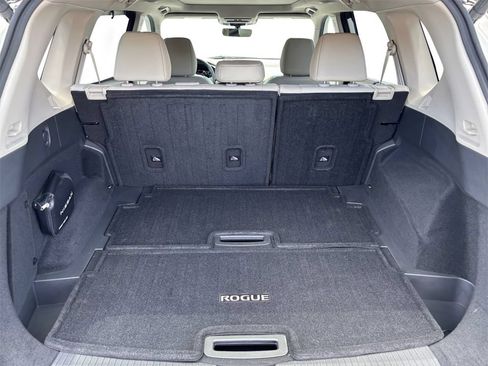 Used 2023 Nissan Rogue SL w/ SL Premium Package FWD image 14