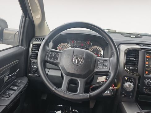 Used 2017 RAM 1500 Sport w/ Quick Order Package 26Q Night AWD/4WD image 13