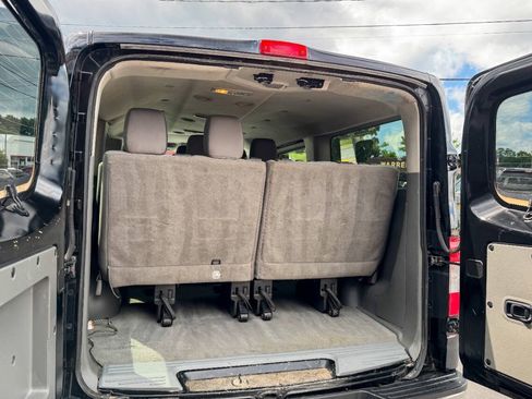 Used 2018 Nissan NV 3500 SV w/ Navigation Package RWD image 18