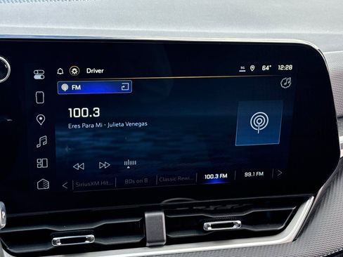 Used 2026 Chevrolet Equinox LT w/ Safety and Technology Package image 26