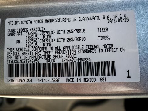 Used 2025 Toyota Tacoma 4x4 Double Cab Hybrid image 34