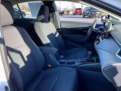 Used 2023 Toyota Corolla LE image 7