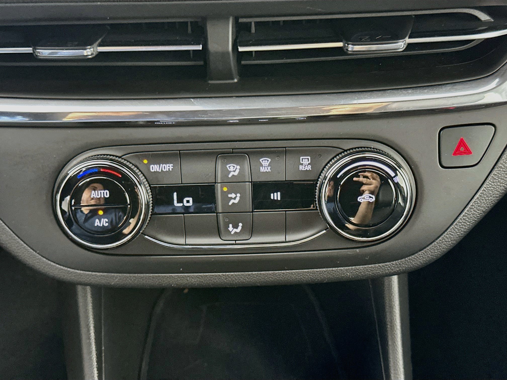 Used 2026 Buick Envista Preferred FWD image 22
