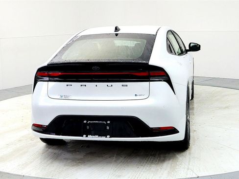 New 2026 Toyota Prius XLE image 5