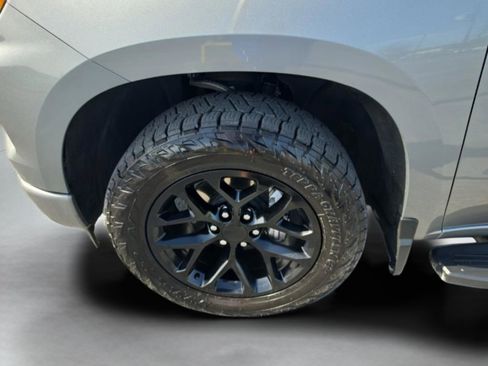 Used 2023 Chevrolet Silverado 1500 Custom w/ LPO, Dark Essentials Package image 31