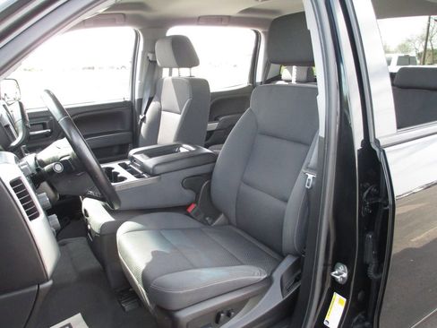 Used 2018 Chevrolet Silverado 1500 LT w/ All Star Edition image 21