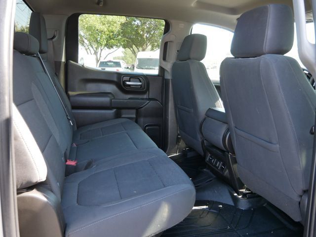 Used 2021 Chevrolet Silverado 1500 LT AWD/4WD image 16