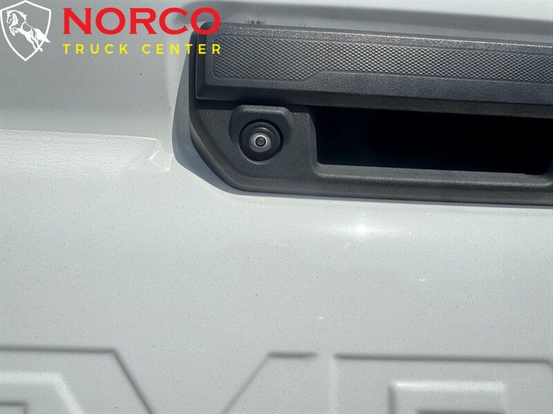 Used 2023 Chevrolet Colorado W/T RWD image 10