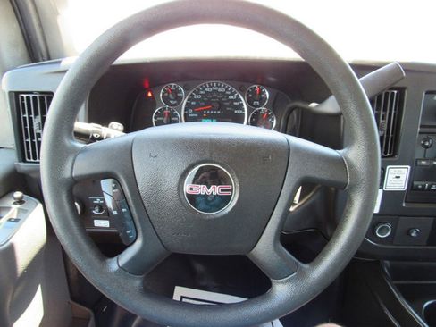 Used 2021 GMC Savana 3500 Extended w/ Power Convenience Package RWD image 26