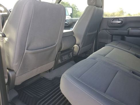 Used 2024 Chevrolet Silverado 2500 Custom w/ Custom Value Package image 21