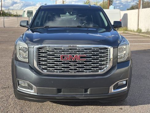 Used 2019 GMC Yukon XL Denali image 11
