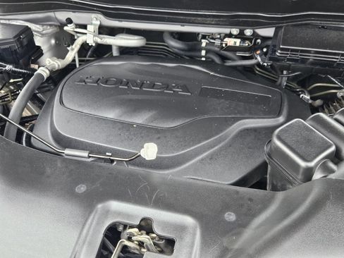 Used 2022 Honda Pilot Touring image 30