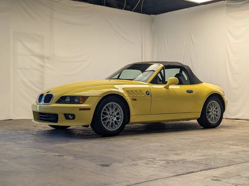 Used 1998 BMW Z3 2.8 RWD image 3