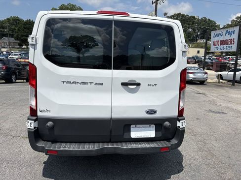 Used 2015 Ford Transit 350 XLT RWD image 4