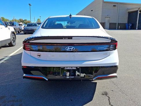 New 2026 Hyundai Sonata SEL image 3