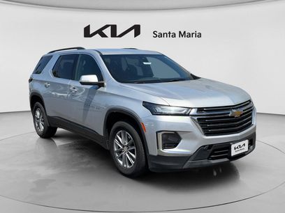 Used 2022 Chevrolet Traverse LT