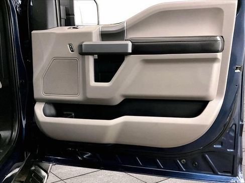Used 2018 Ford F150 XLT w/ Equipment Group 302A Luxury AWD/4WD image 24