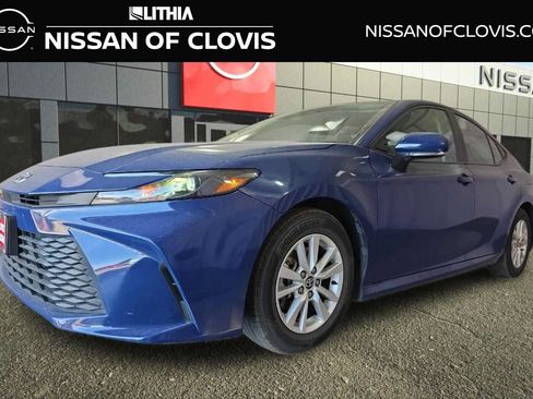 Used 2025 Toyota Camry LE FWD image 1