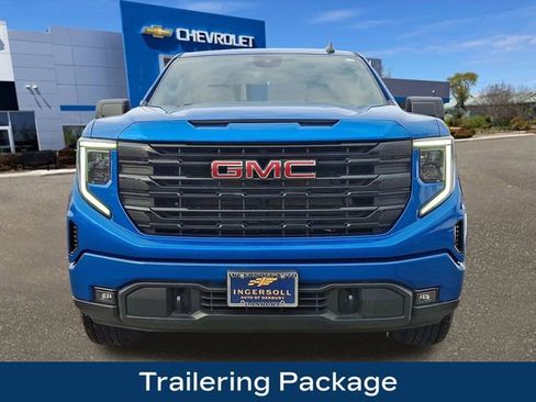 Used 2024 GMC Sierra 1500 Elevation image 3