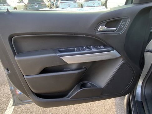 Used 2021 Chevrolet Colorado ZR2 image 11