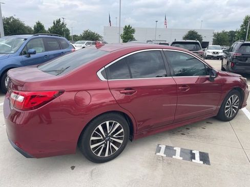 Used 2018 Subaru Legacy 2.5i Premium AWD/4WD image 3