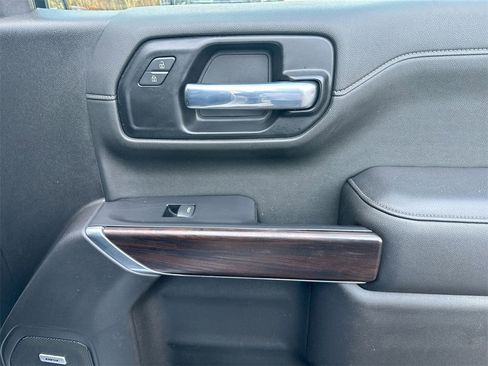Used 2020 GMC Sierra 1500 SLT w/ SLT Premium Plus Package image 32