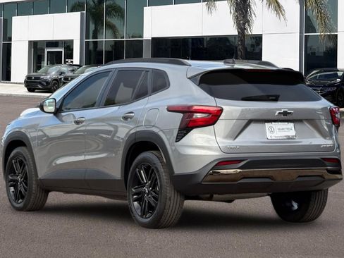 Used 2024 Chevrolet Trax ACTIV w/ Sunroof Package image 5