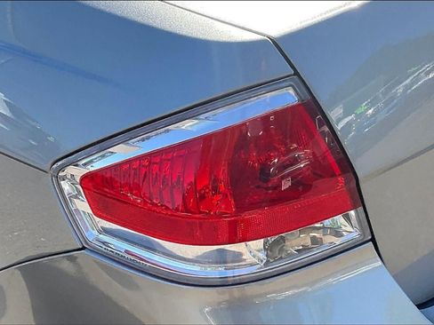 Used 2008 Ford Focus SE FWD image 22