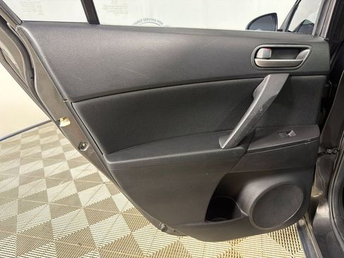 Used 2012 MAZDA MAZDA3 i Touring FWD image 21