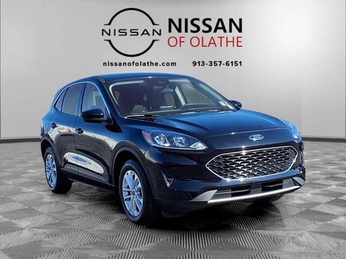 Used 2021 Ford Escape SE image 31