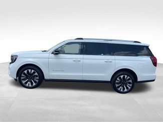 Used 2025 Ford Expedition Max Platinum w/ Driver's Package AWD/4WD video 2