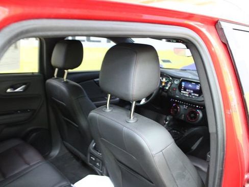 Used 2019 Chevrolet Blazer RS AWD/4WD image 12