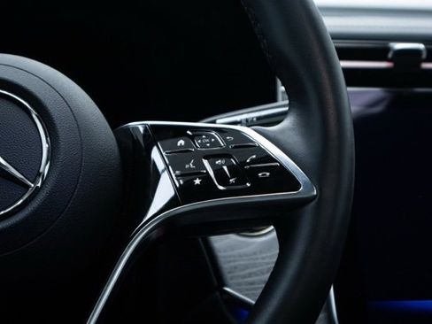 Used 2025 Mercedes-Benz E 450 4MATIC All-Terrain Wagon image 22