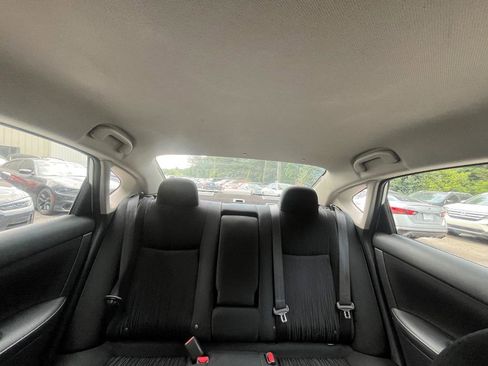 Used 2019 Nissan Sentra SV FWD image 38