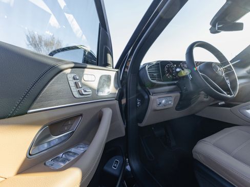 New 2026 Mercedes-Benz GLE 580 4MATIC image 12