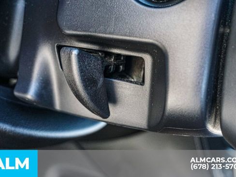 Used 2015 Chevrolet Suburban LT RWD image 49