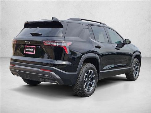 New 2026 Chevrolet Equinox ACTIV FWD image 2