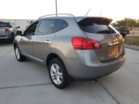 Used 2015 Nissan Rogue S w/ Convenience Package image 2
