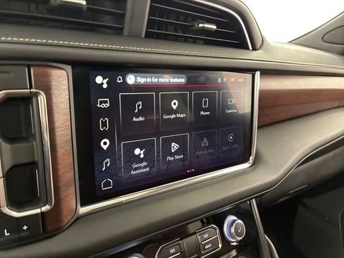 Used 2023 GMC Yukon XL Denali Ultimate AWD/4WD image 26