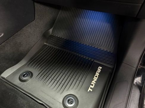 Used 2023 Toyota Tundra Platinum AWD/4WD image 32