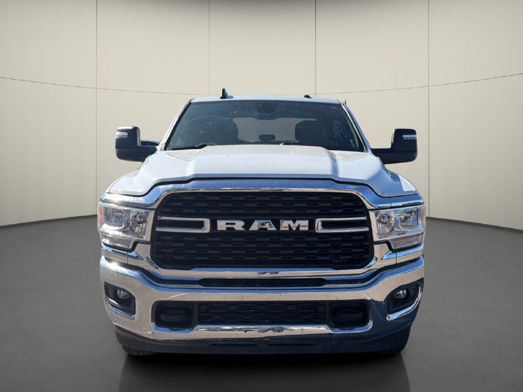 Used 2024 RAM 2500 Big Horn AWD/4WD image 2